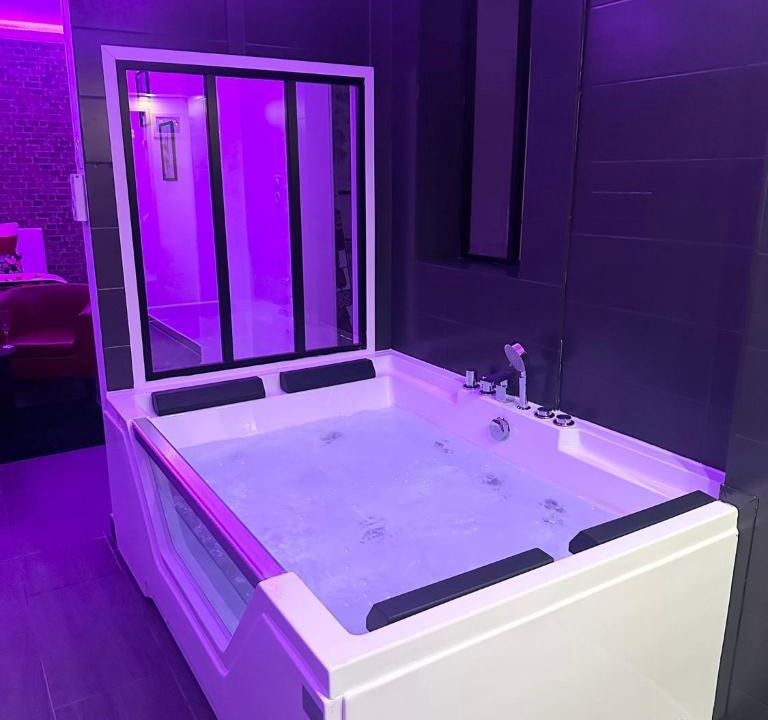 Yutz Apartment | Évasion romantique love & spa secteur Thionville Luxembourg