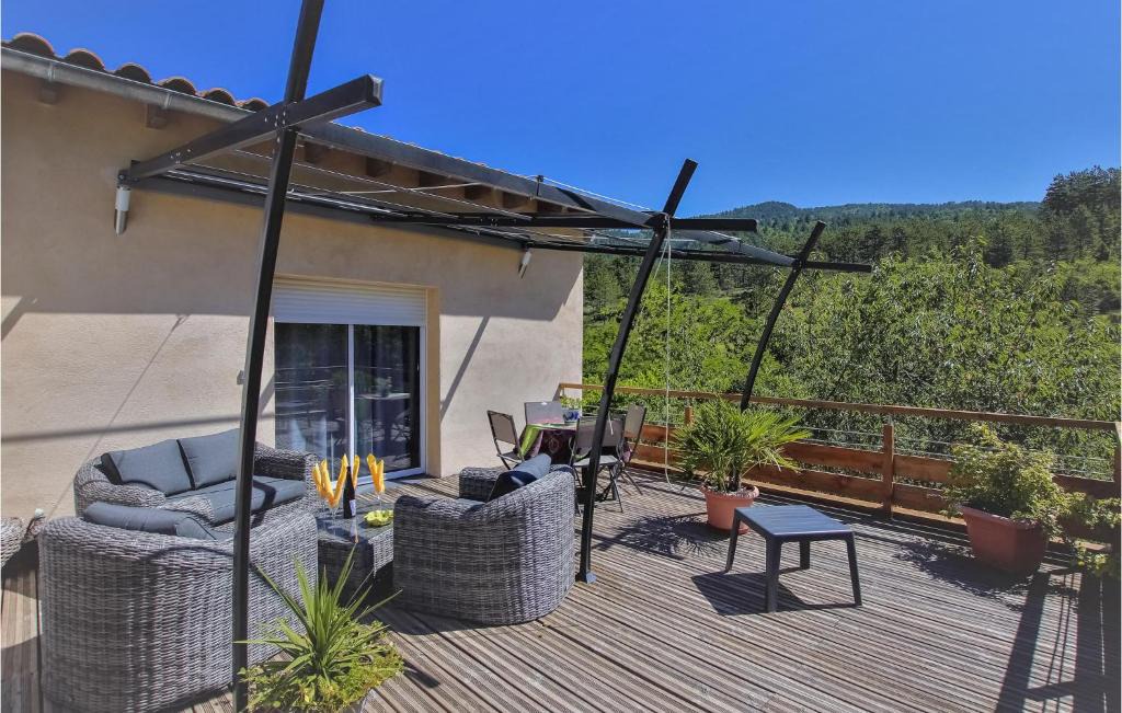 Espenel House | 1 Bedroom Lovely Home In Espenel