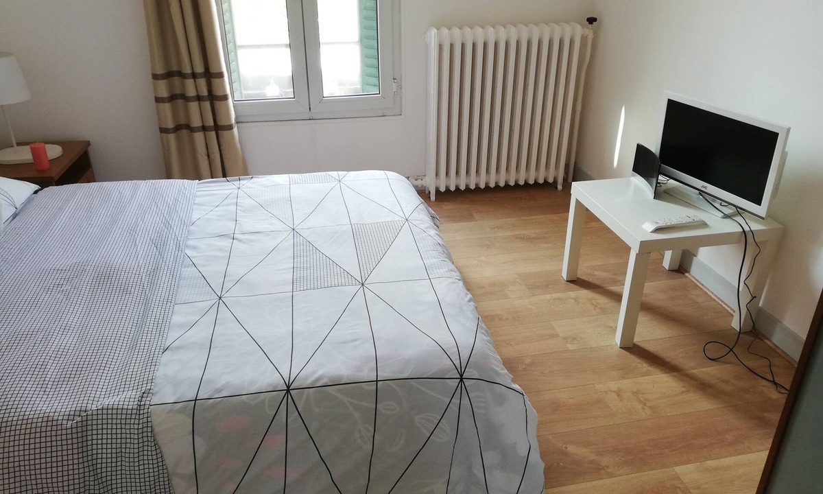 Cachan House | 1st floor apartment Pavillon 5 minutes from Paris