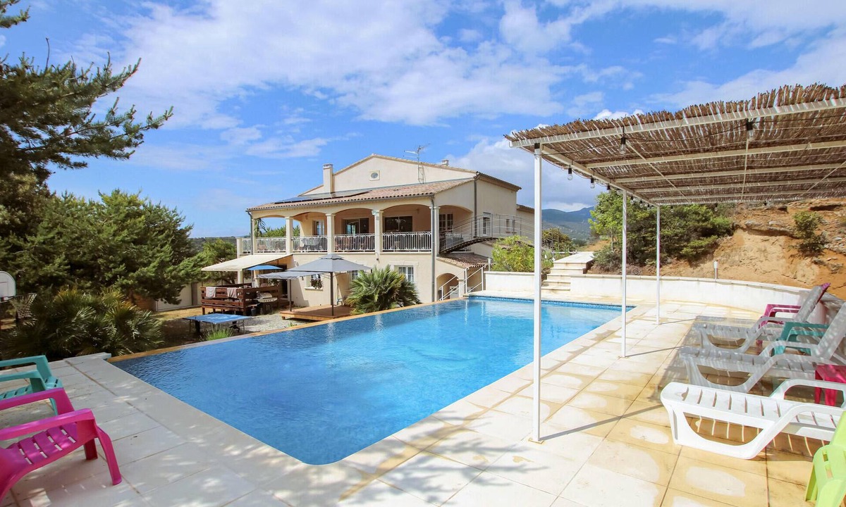 Rousset-les-Vignes House | 2 bedroom cozy home in Rousset les Vignes