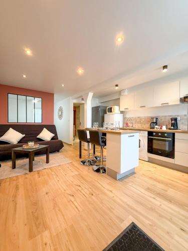 Saint-Etienne-du-Bois Apartment | 2-Person Apartment Saint-Étienne-du-Bois