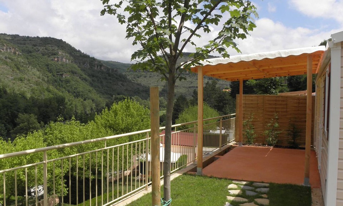 Saint-Rome-de-Tarn House | 28m² Mobile Home with Terrace in Saint-Rome-de-Tarn