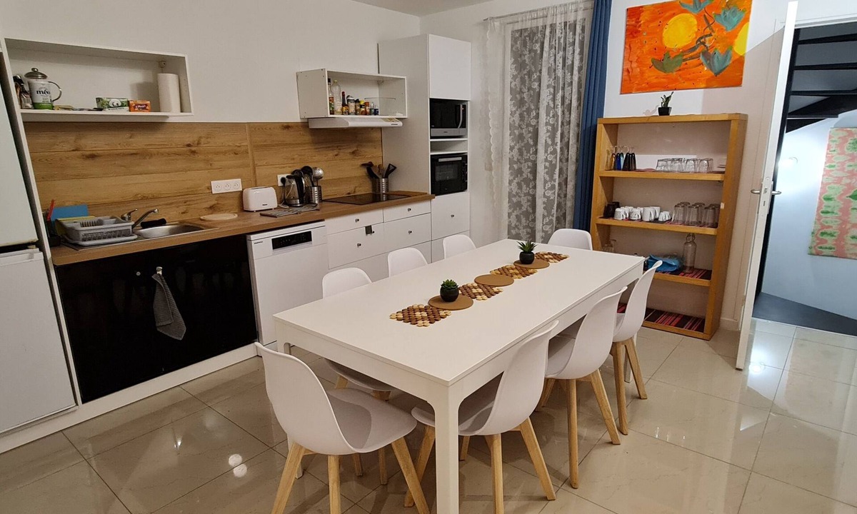 Le Kremlin-Bicetre House | 2km from Porte d'Italie Paris, warm and quiet apartment