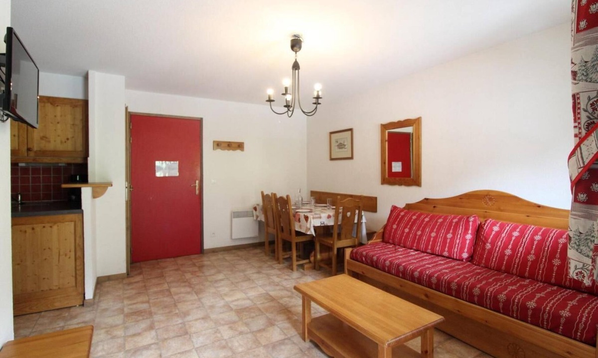 Val Cenis Apartment | 2nd floor, balcony, tv, ski locker, 40m², Val Cenis