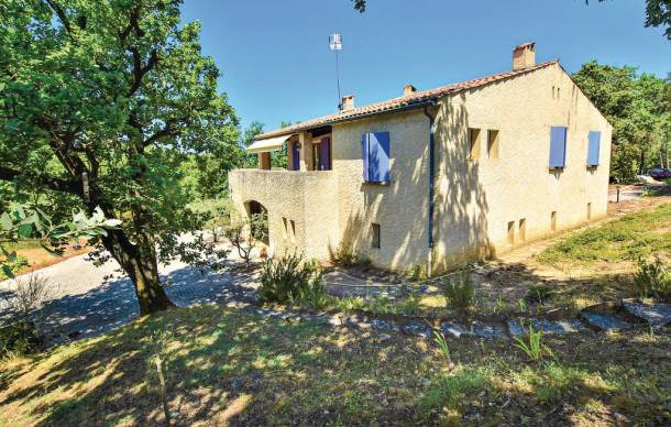Chamaret House | 3 bedroom accommodation in Chamaret