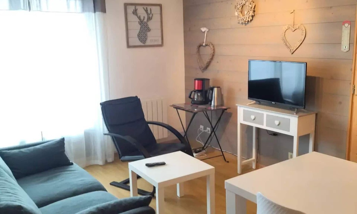 Prapoutel Apartment | 3 Rooms for 6 People