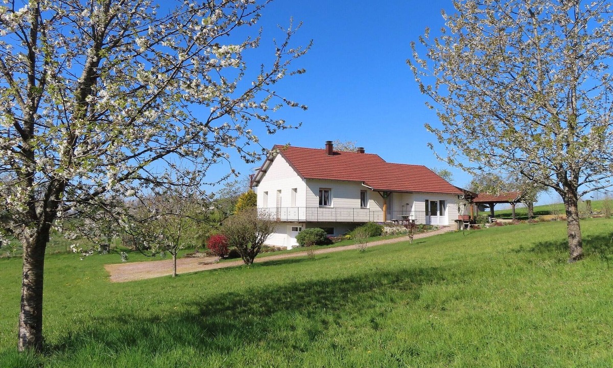 Fougerolles Cottage | 4* Cottage with games room, 3 bedrooms in the Vosges