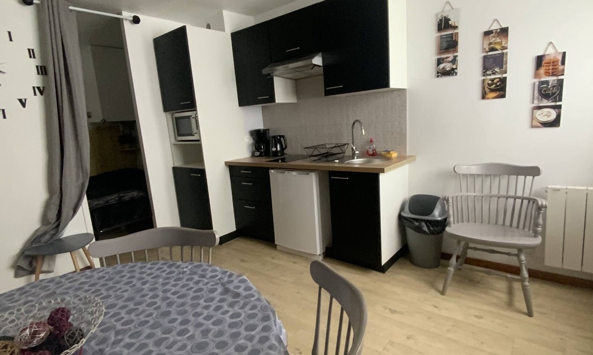 Pla d'Adet Apartment | 4-PERSON APARTMENT AT THE FOOT OF THE SLOPES IN PLA D'ADET