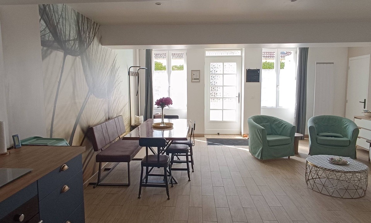 Merry-sur-Yonne House | 5-person gîte in Merry-sur-Yonne - Large garden, forest, cliffs and Vézelay