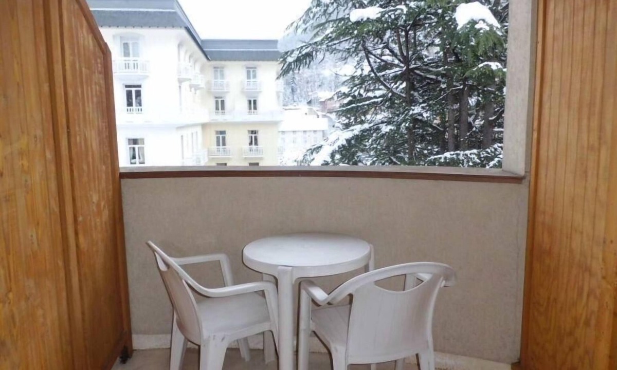 Brides-les-Bains Apartment | 50m from resort center, 3rd floor, balcony, 25m², Brides Les Bains