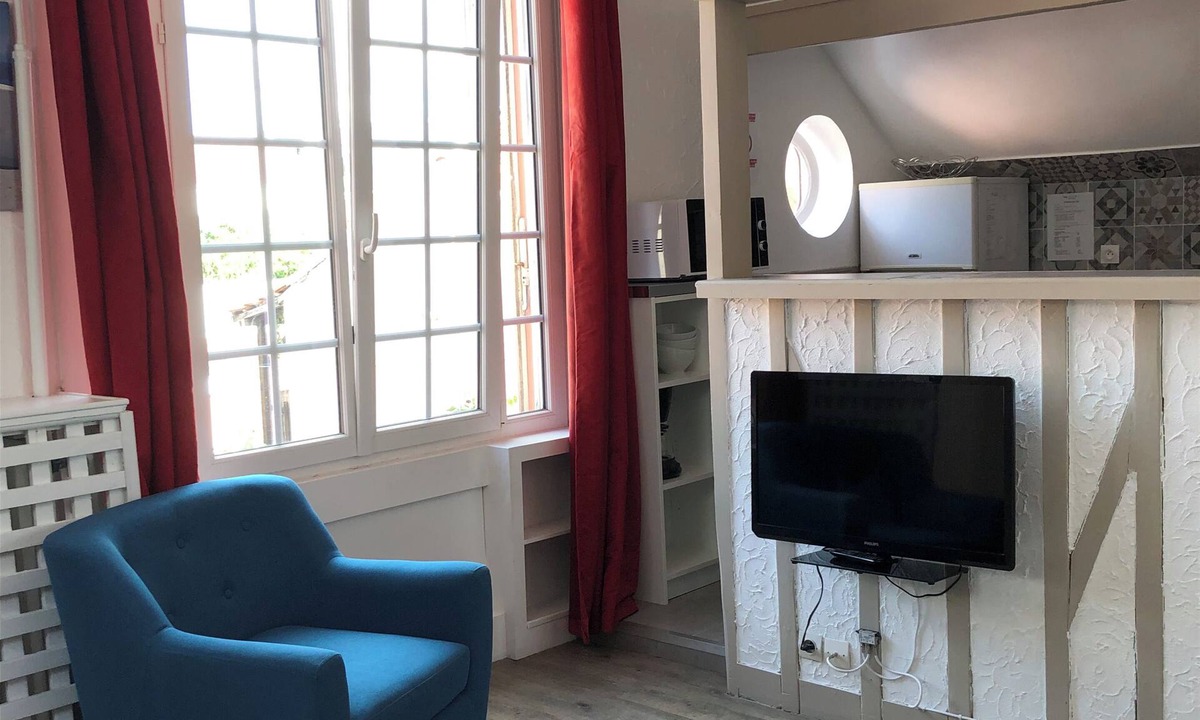 Villejuif Apartment | 55 M2 two-bedroom apartment in Villejuif, 6 minutes from the metro