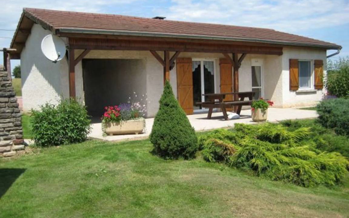 Fontenoy-le-Chateau House | 67 m² House ∙ 2 bedrooms ∙ 4 guests
