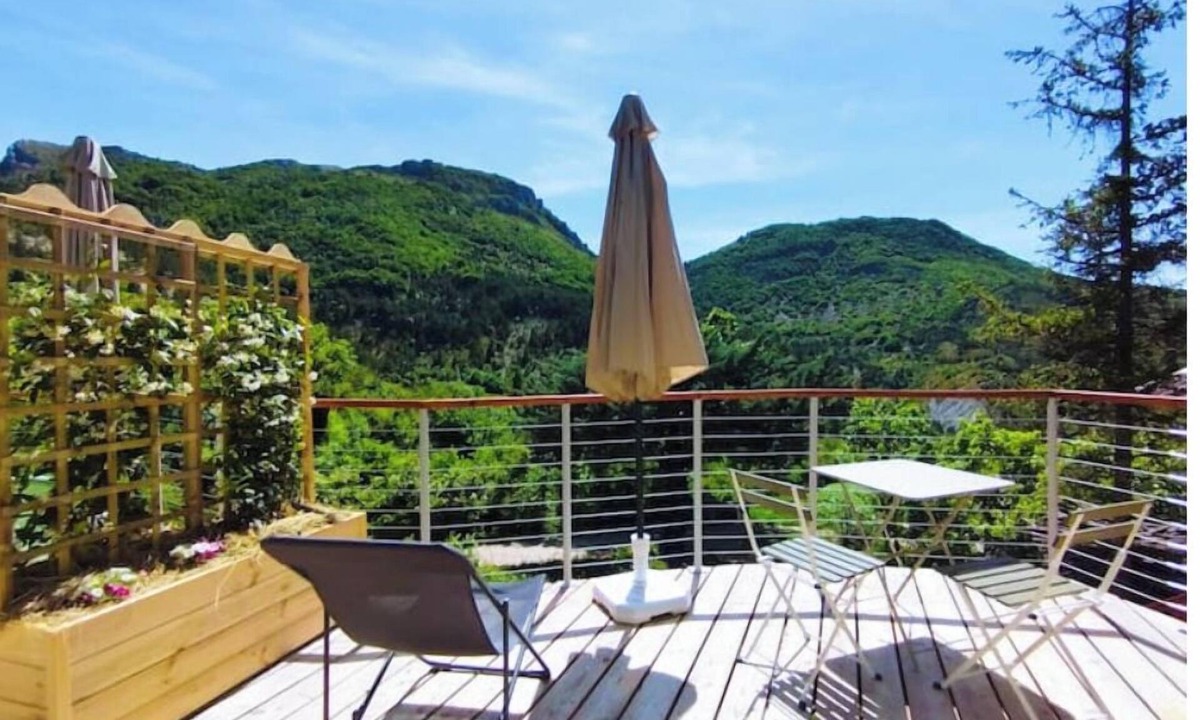 Eourres Ski Chalet | A charming cabin for nature lovers
