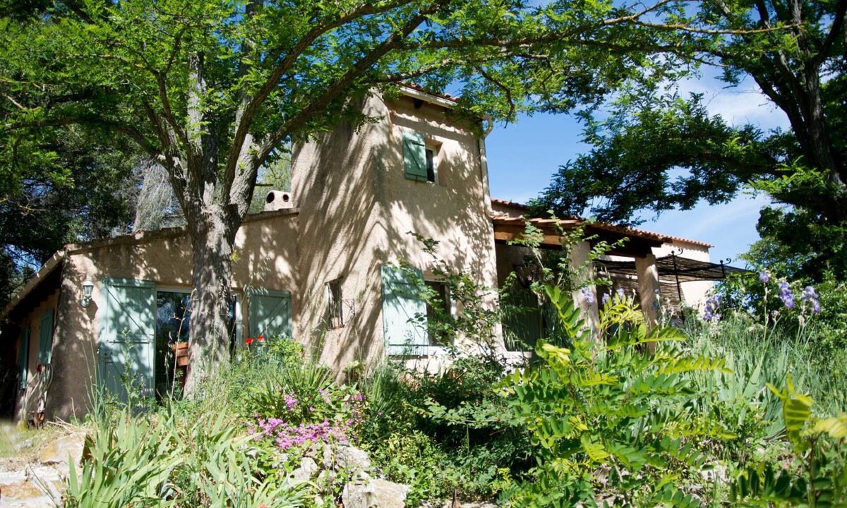Beaurecueil House | A house in the middle of the countryside