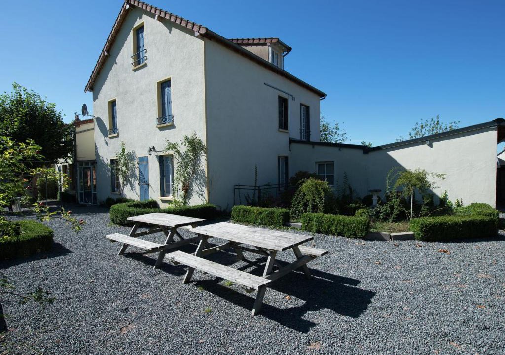 Saint-Honore-les-Bains House | A house suitable for groups and families