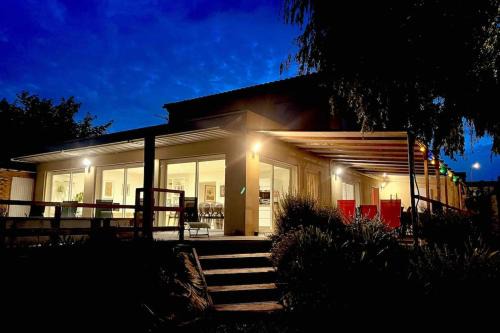 Saint-Romain-en-Viennois Villa | A l'ombre du Saule. Villa 10 personnes + piscine