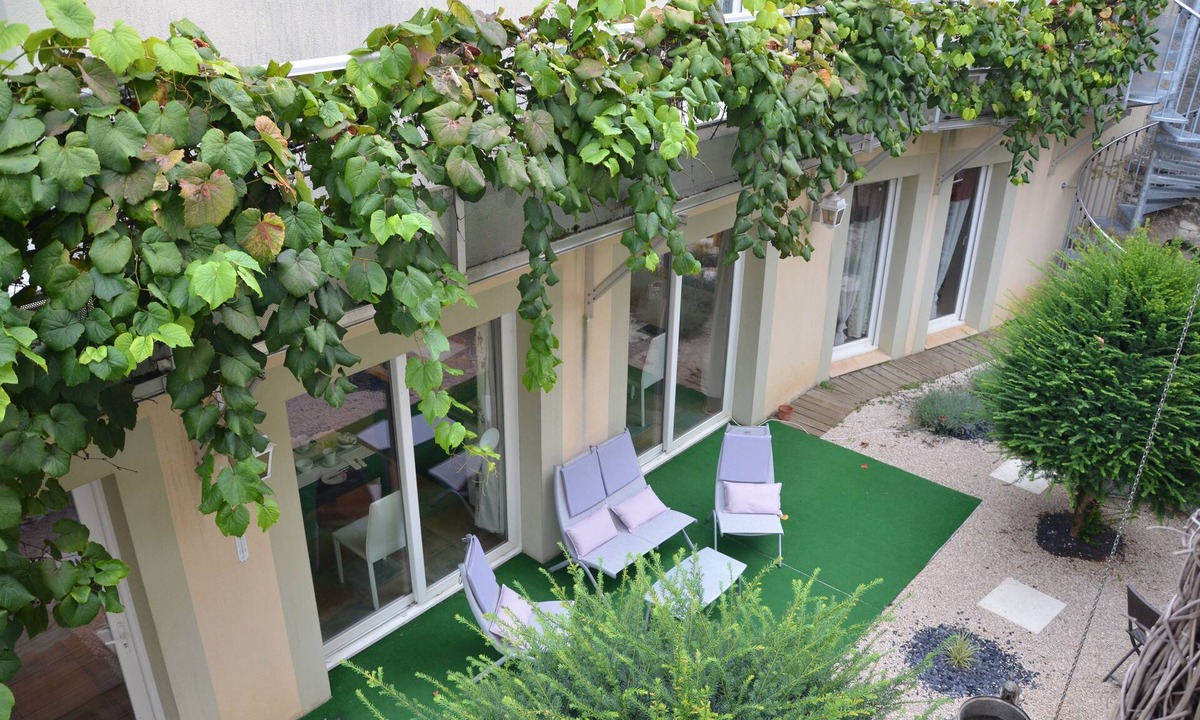 Chalon-sur-Saone Hotel | A la Villa Boucicaut