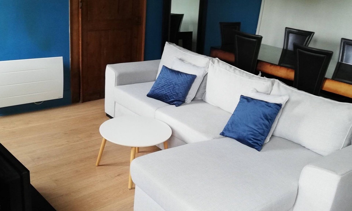 Cande Apartment | Accommodation Candé center✰3 beds✰kitchen✰salon✰wifi