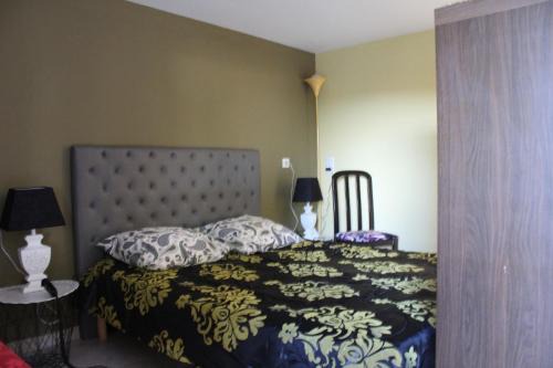 Fauverney House | Adéloïa Cottage