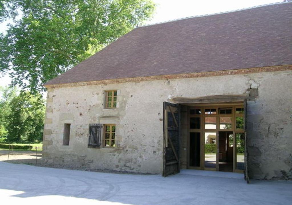 Sauvagny House | Ancienne Bergerie Restaurée avec Animaux Acceptés - FR-1-489-13