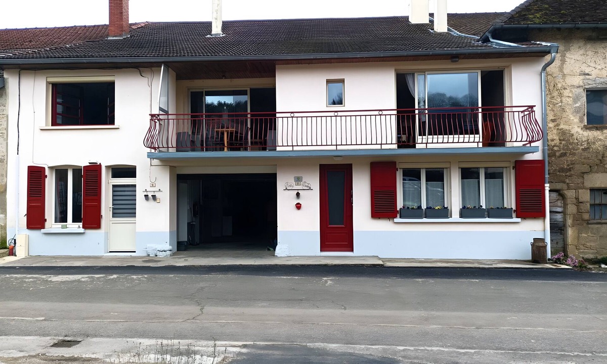 Chamole Apartment | Apartment 'Détente' with Balcony and Wi-Fi