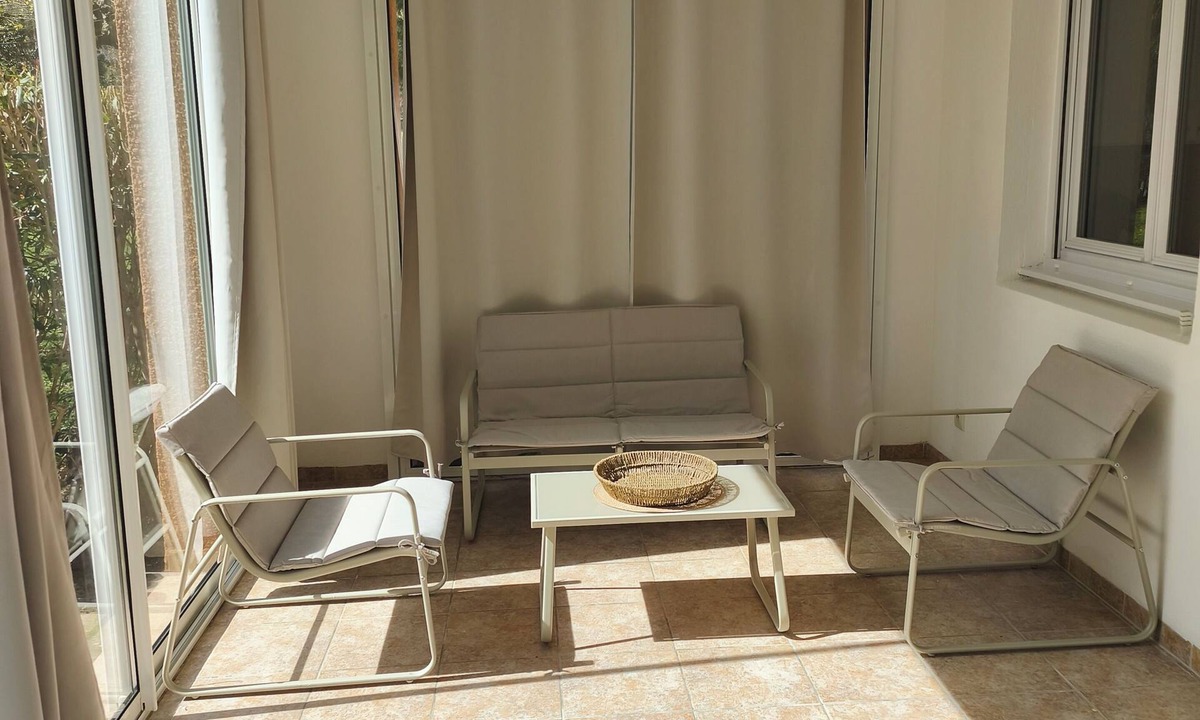 Saint-Martin-de-Crau Apartment | Apartment cozy2 bedrooms ideal stay Provence