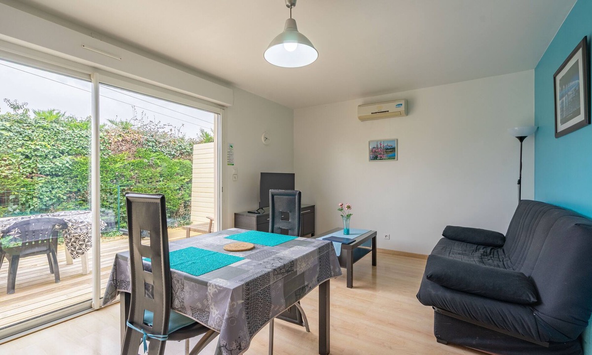 Saint-Simon-de-Bordes Apartment | Apartment 'Le Clos Du Champ De L'Amour - Ile D'Oléron' with Private Pool, Wi-Fi and AC