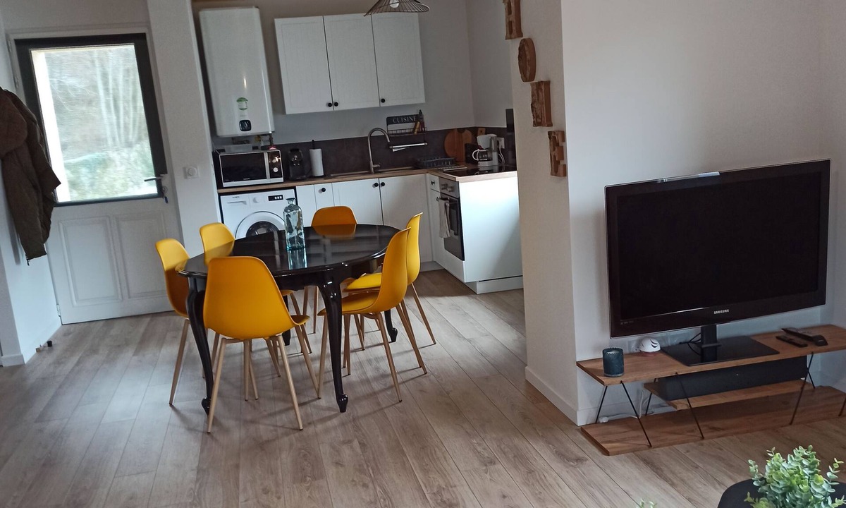 Le Cheylard House | Apartment/house le Cheylard 07160 Ardeche verte Weekly/fortnightly rental