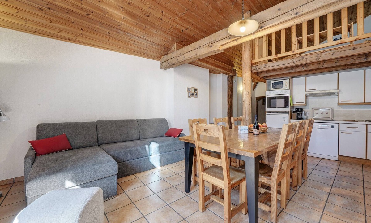 Val Cenis Apartment | Apartment 'Le Génépi' with Mountain View, Balcony and Wi-Fi