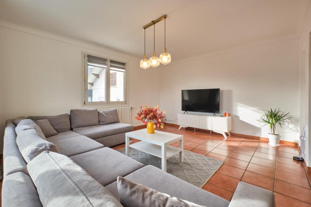 Eybens Apartment | Appart Grenoblois ville et nature