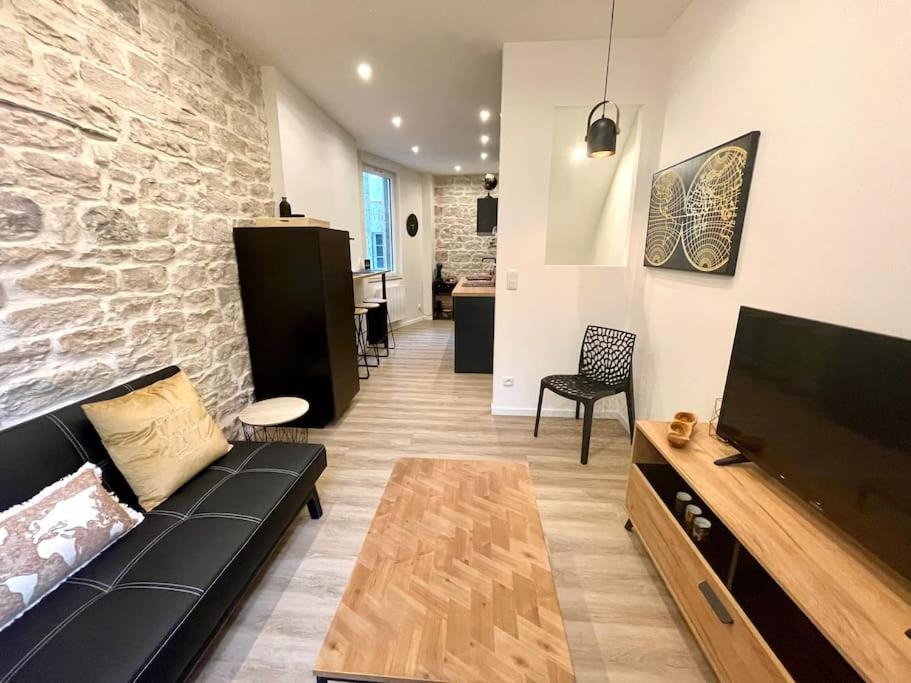 Centre Apartment | APPARTEMENT 1 CHAMBRE AVEC ENTREE INDIVIDUEL