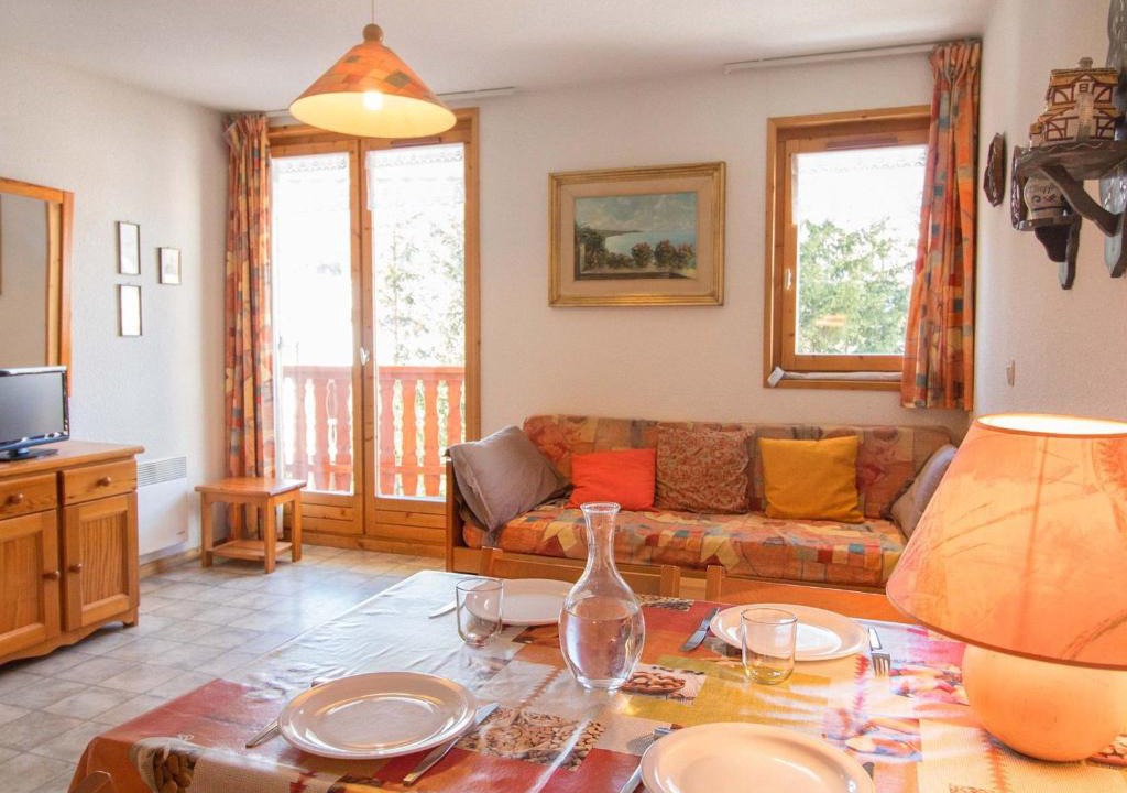 Aussois Apartment | Appartement 29m² à Aussois, proche navettes gratuites, piscine et commerces, capacité 4 personnes. - FR-1-508-148