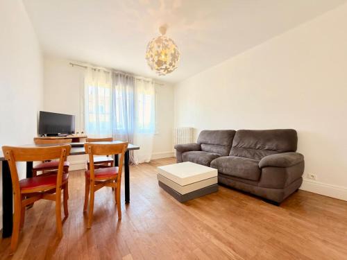 Besancon Apartment | Appartement 8 Prsn Proche Centre-Ville