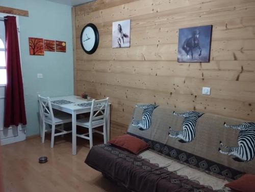 Bezaudun-sur-Bine House | Appartement avec jacuzzi à Bézaudun-sur-Bîne