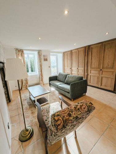 Mazet-Saint-Voy Apartment | Appartement cottage très lumineux style anglais, La Cachette du Renard