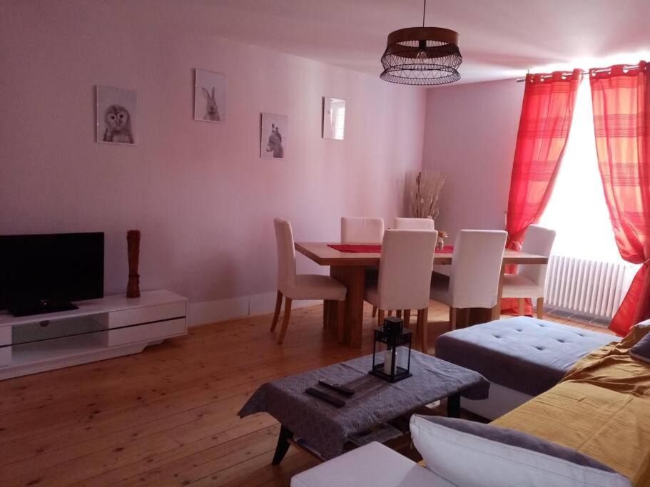 Clairvaux-les-Lacs Apartment | Appartement entre Lacs et Montagnes
