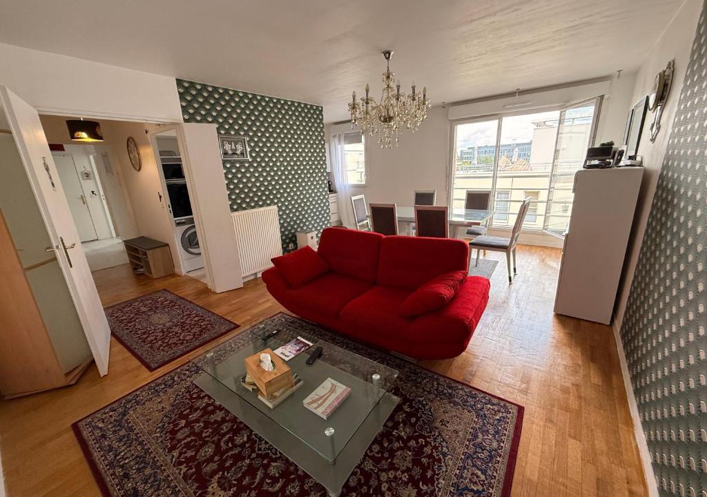 Quartier Atlantis Apartment | Appartement entier avec Parking inclus à Paris Massy à proximité immédiate du RER B et C et Gare TGV & Bus Orly aéroport et T12