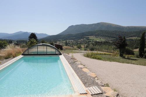 Mevouillon Apartment | Appartement - Piscine et Terrasse