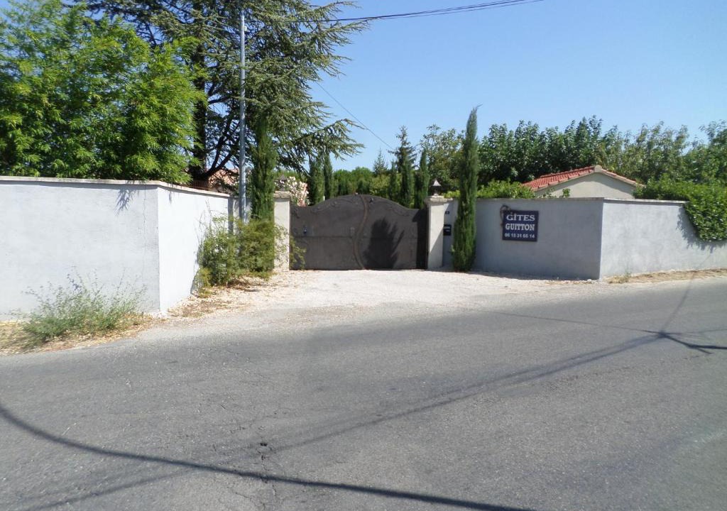 Valreas House | appartements et