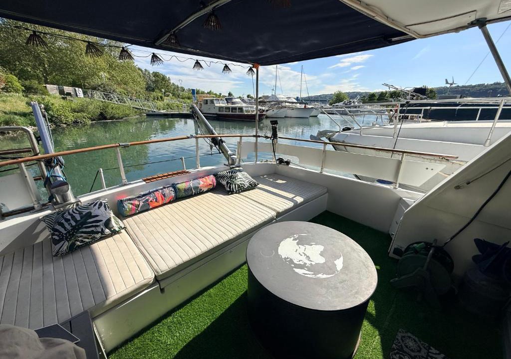 Valence Boat Rental | Aquareve-location