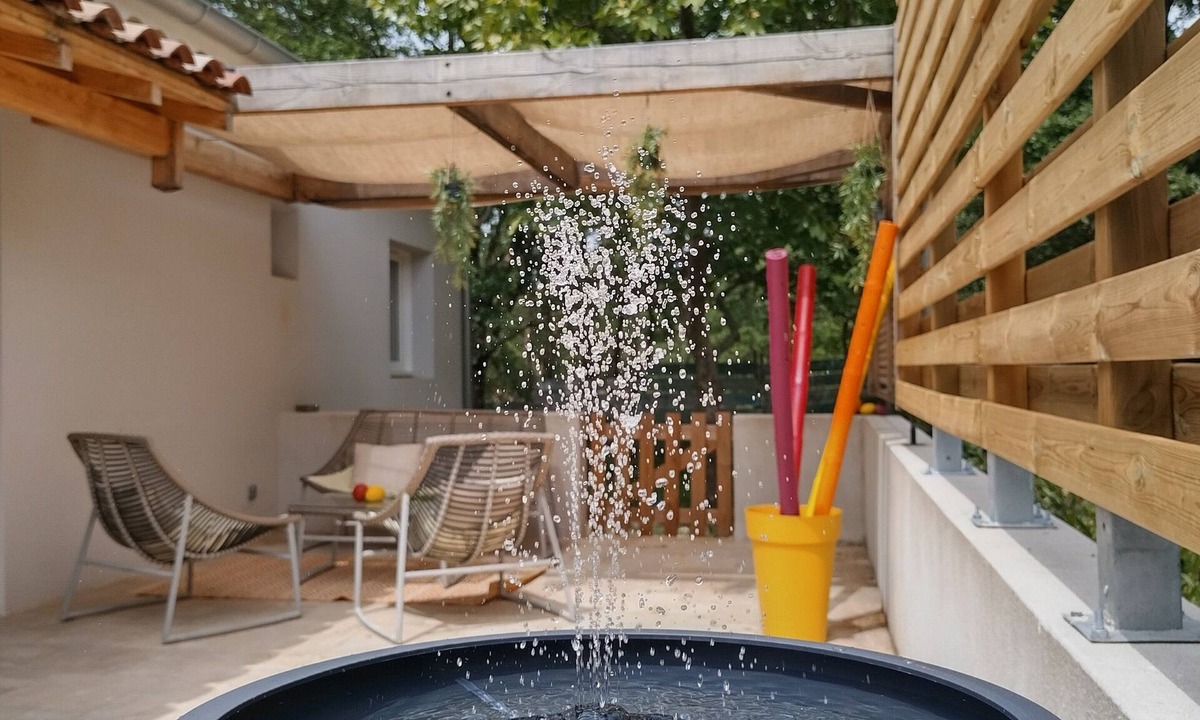 Lussas House | Ardèche- For 2 people : Quiet, nature, indoor pool and Jacuzzi