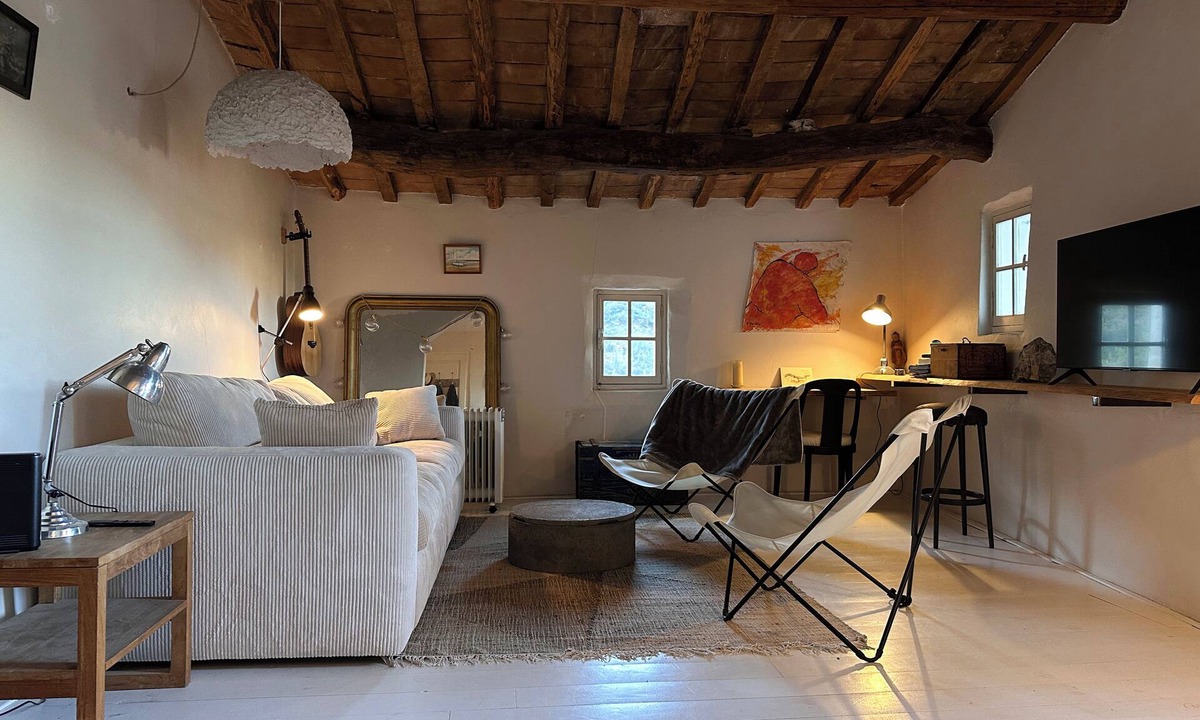 La Roque-Alric House | Artist's house in Provence