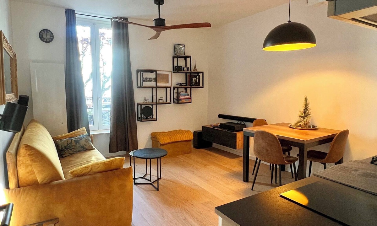 Vignerons Apartment | Au 55 | Cosy luxury apartment | Paris Vincennes