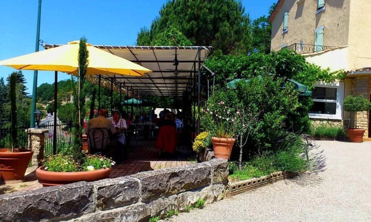 Dieulefit Hotel | Auberge de l'escargot d'or