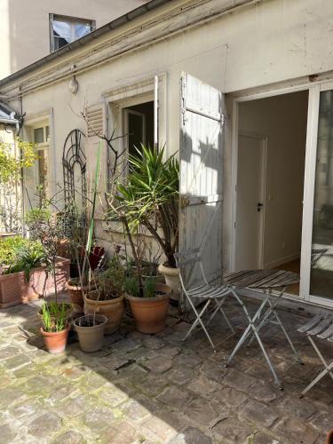 Belleville Apartment | Beautiful cozy apartment