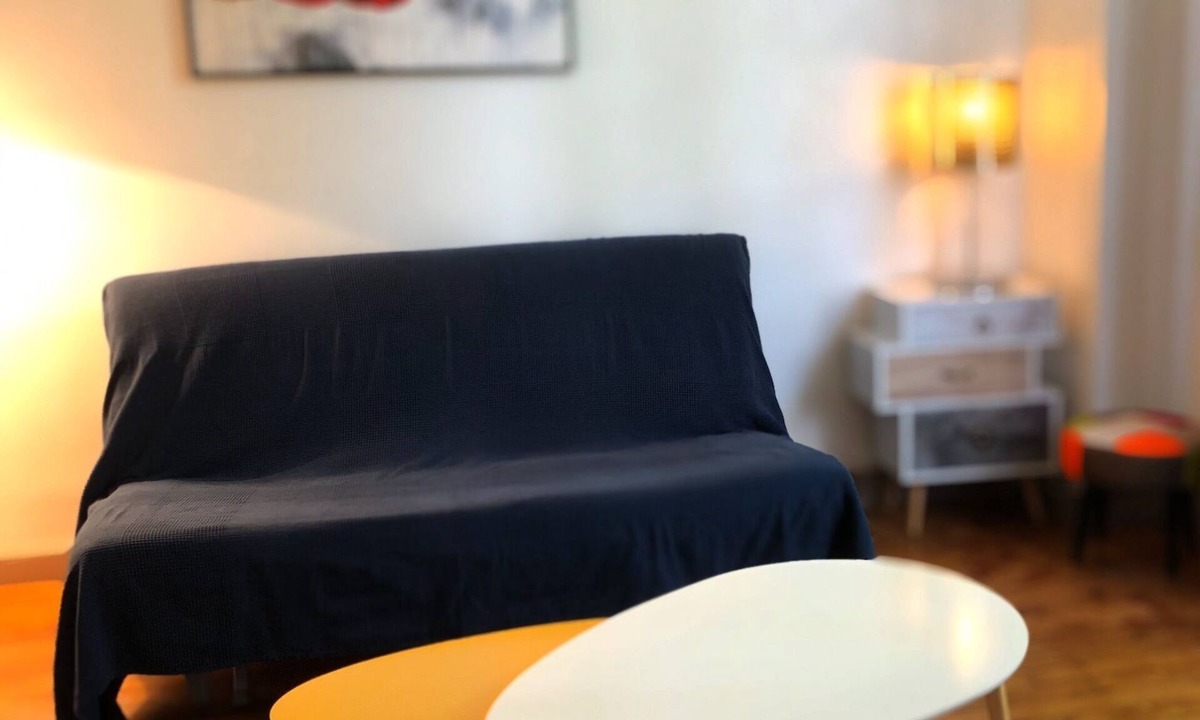 Villejuif Apartment | Beautiful duplex apartment for 5 people 5 minutes from IGR metro station 14 and Paris 10 minutes away