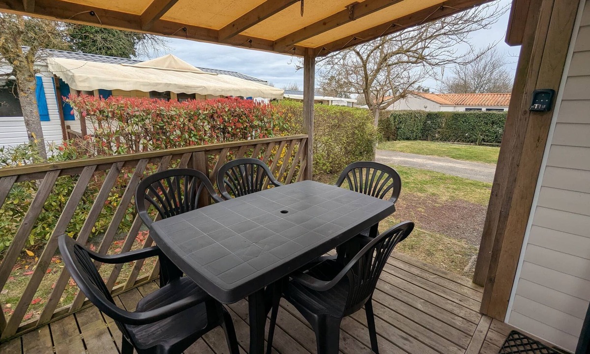 Talmont-Saint-Hilaire Ski Chalet | Beautiful 3-bedroom mobil home - near the beach