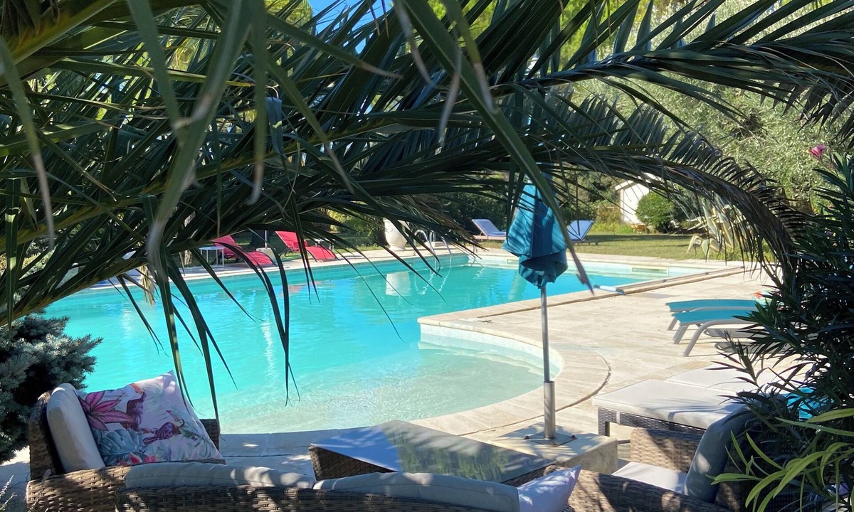 La Garde-Adhemar House | Beautiful Gîte in Mas provençal