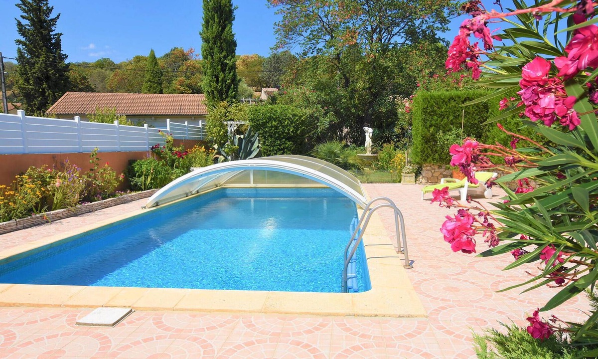 Donzere House | Beautiful home in Donzère with WiFi