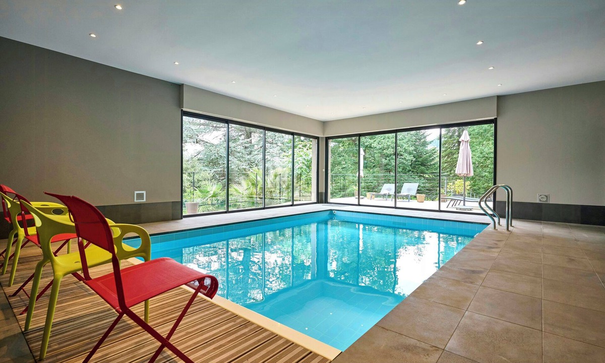 Vals-les-Bains House | Beautifulk House with indoor pool in Ardèche
